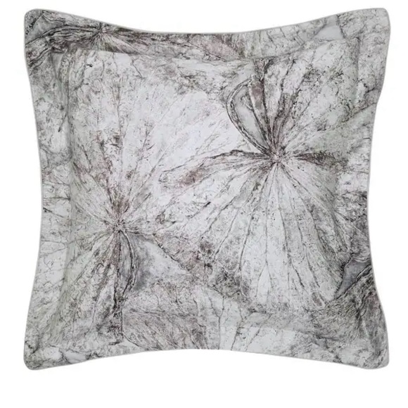 Zoffany Taisho Duvet Collection KING NEW Quartz Gray 1 piece- Duvet only - Picture 7 of 12